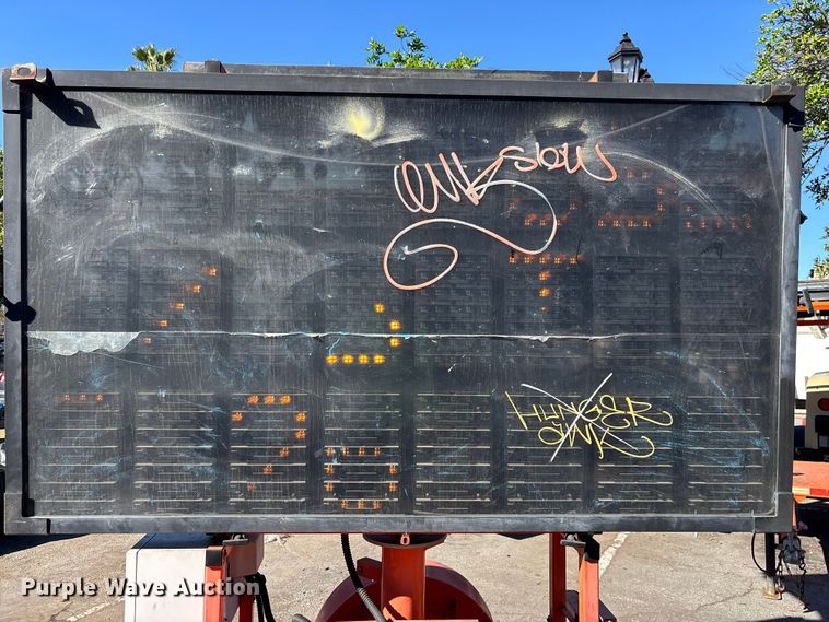 image for item DW1254 2014 Wanco DS-A1-30 message board trailer