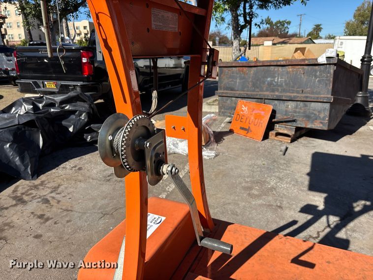 image for item DW1255 2019 National Signal arrow board trailer