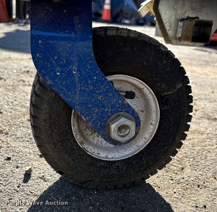 image for item DW1259 Graco Line Lazer 130HS paint stripper