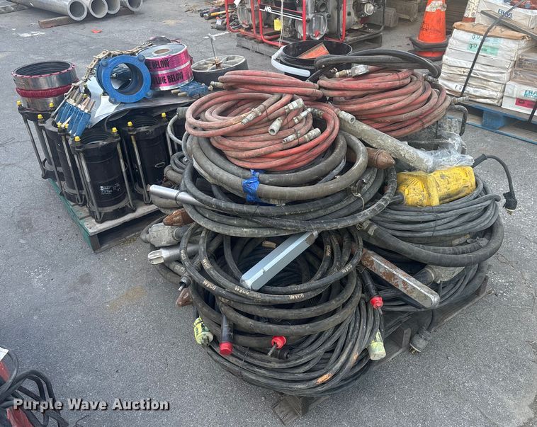 image for item DW1262 Concrete equipment