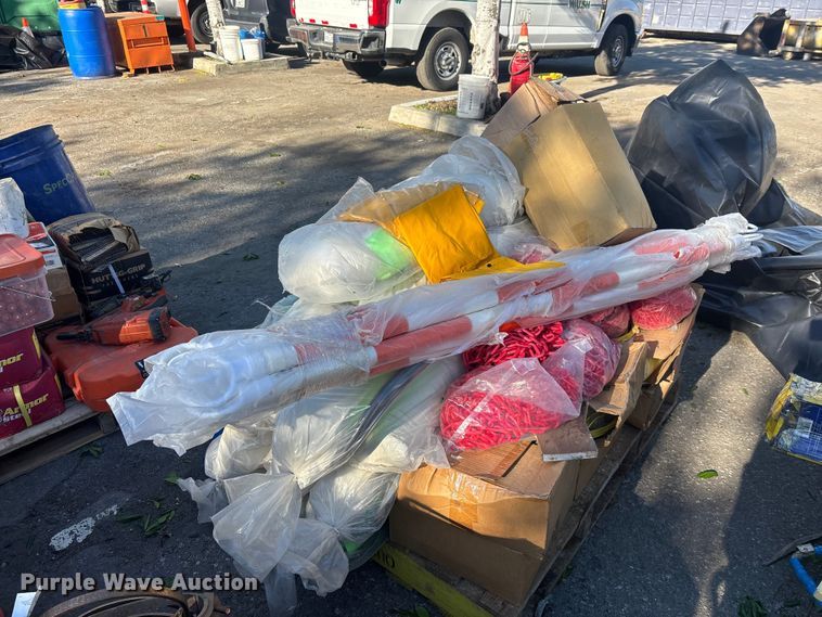 image for item DW1270 Tools