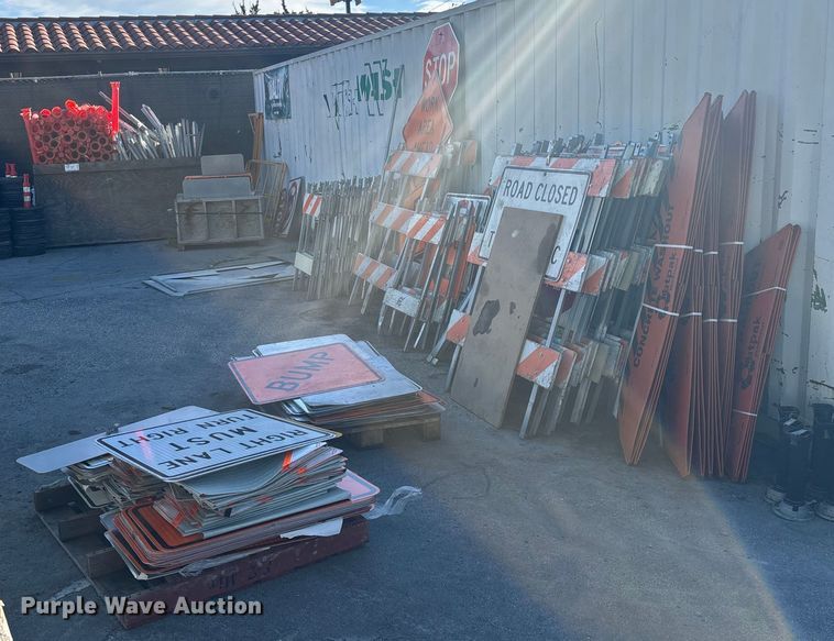 image for item DW1271 Road safety equipment