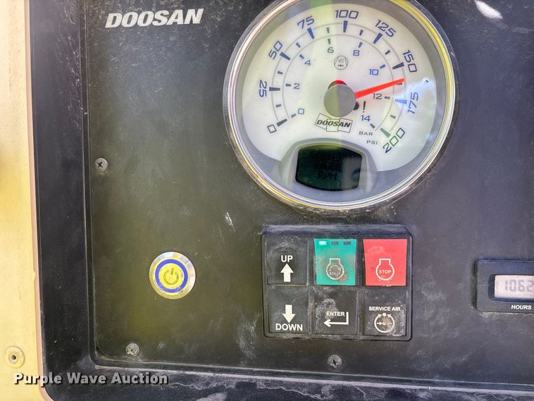 image for item DW1272 Doosan P185WDO-T4F air compressor