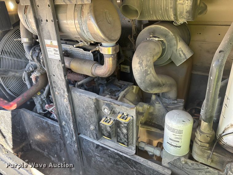 image for item DW1272 Doosan P185WDO-T4F air compressor