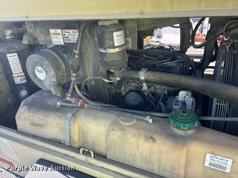 image for item DW1272 Doosan P185WDO-T4F air compressor