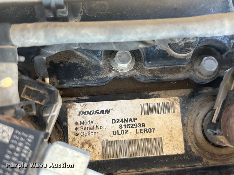 image for item DW1272 Doosan P185WDO-T4F air compressor