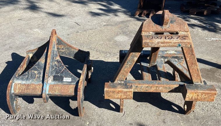 image for item DW1275 (2) forklift quick attaches