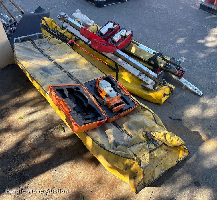 image for item DW1277 Surveying equipment