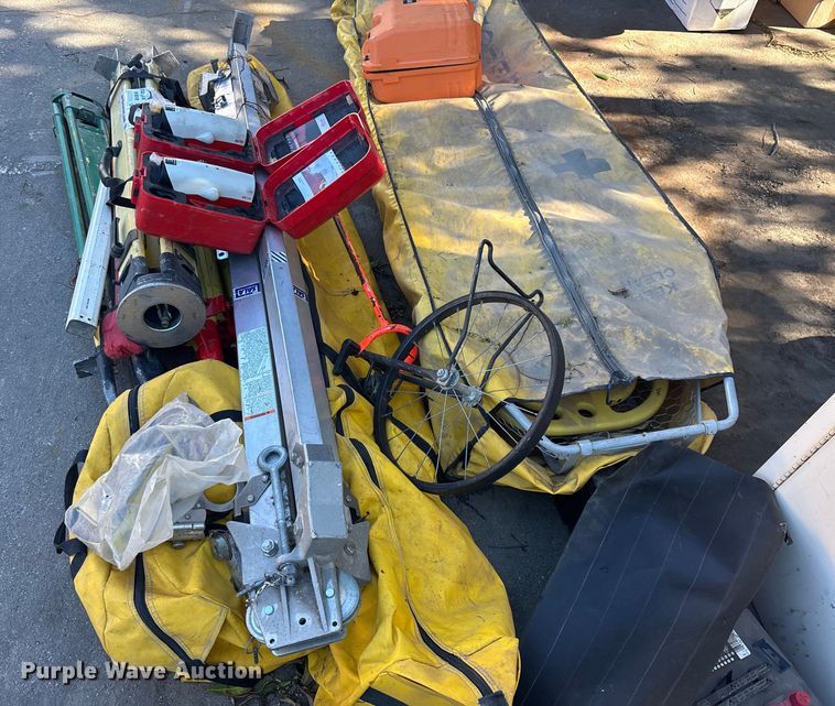 image for item DW1277 Surveying equipment