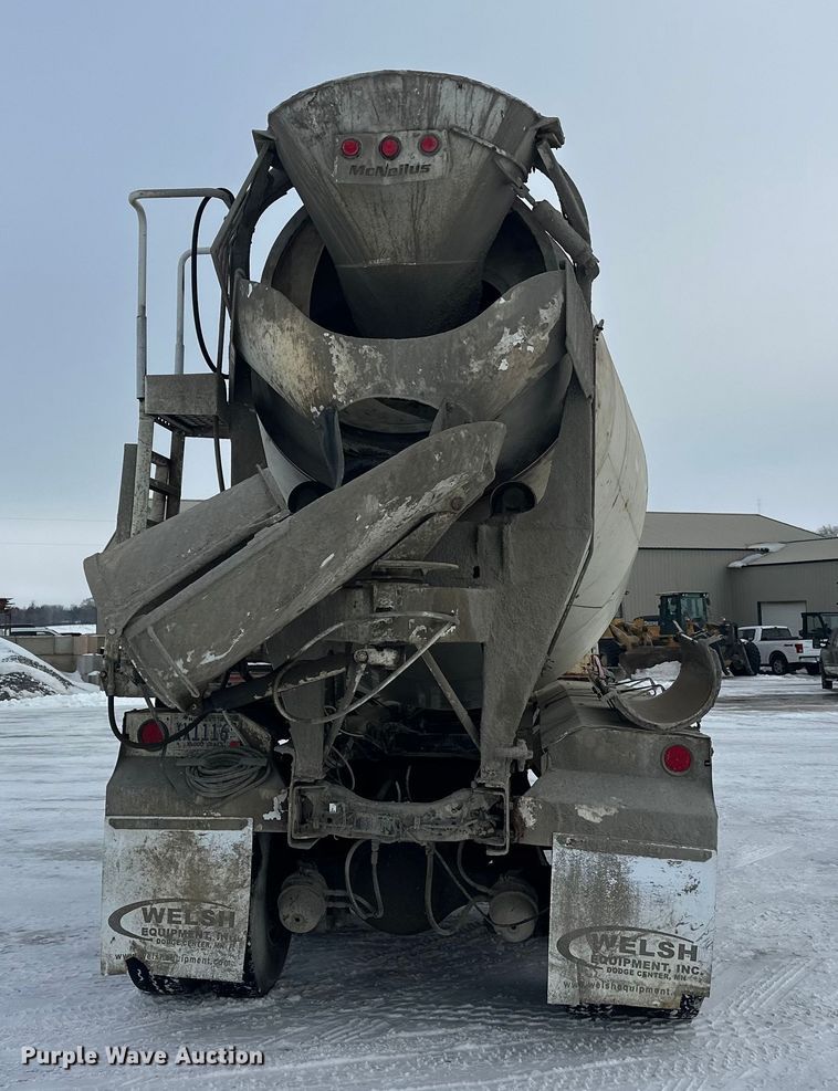 image for item DW4391 1998 Ford LT9501 ready mix truck