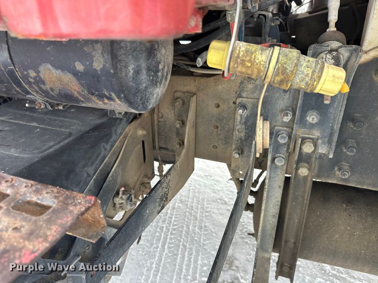 image for item DW4391 1998 Ford LT9501 ready mix truck