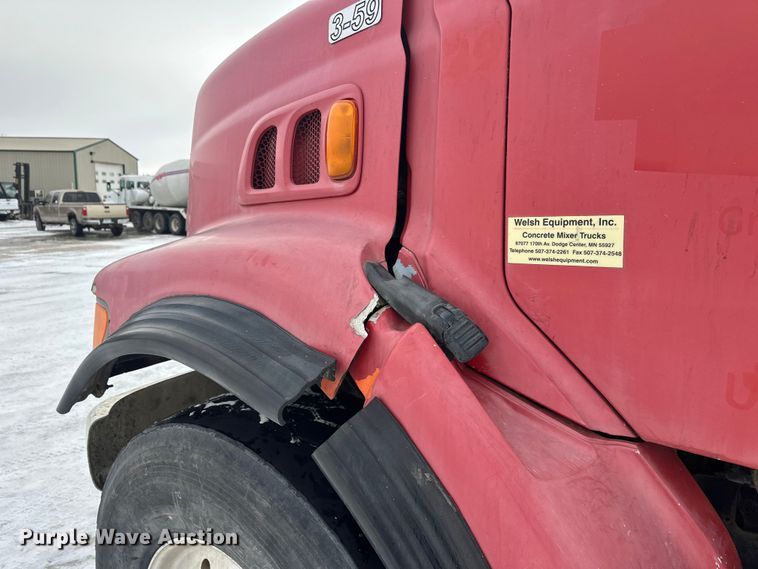 image for item DW4391 1998 Ford LT9501 ready mix truck