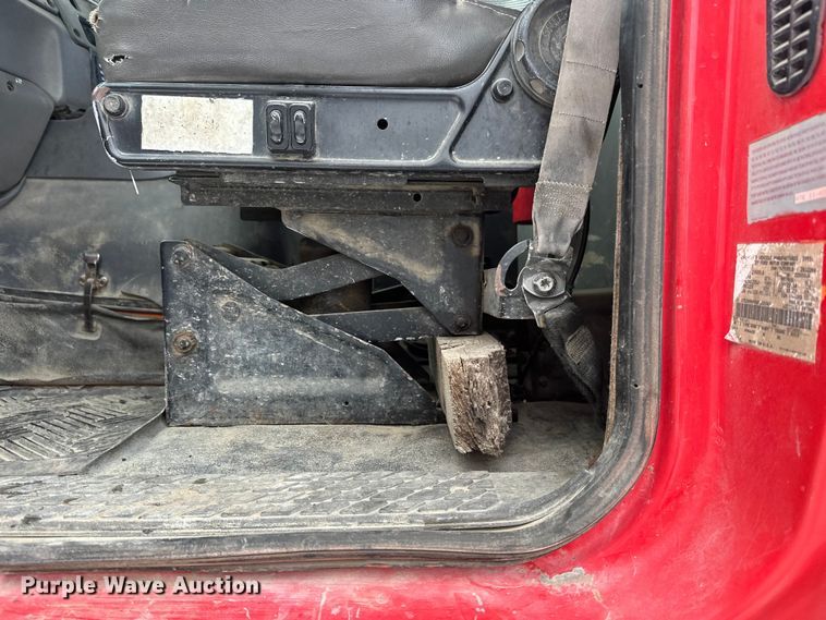 image for item DW4391 1998 Ford LT9501 ready mix truck