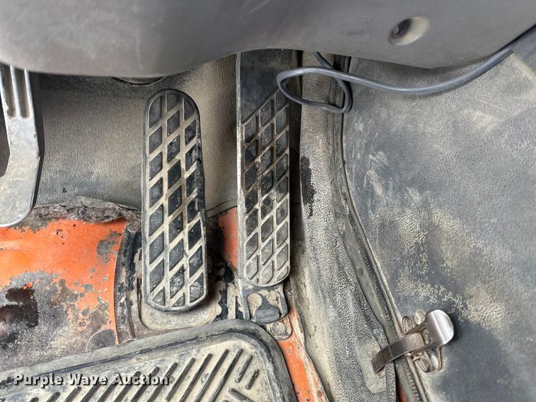 image for item DW4391 1998 Ford LT9501 ready mix truck