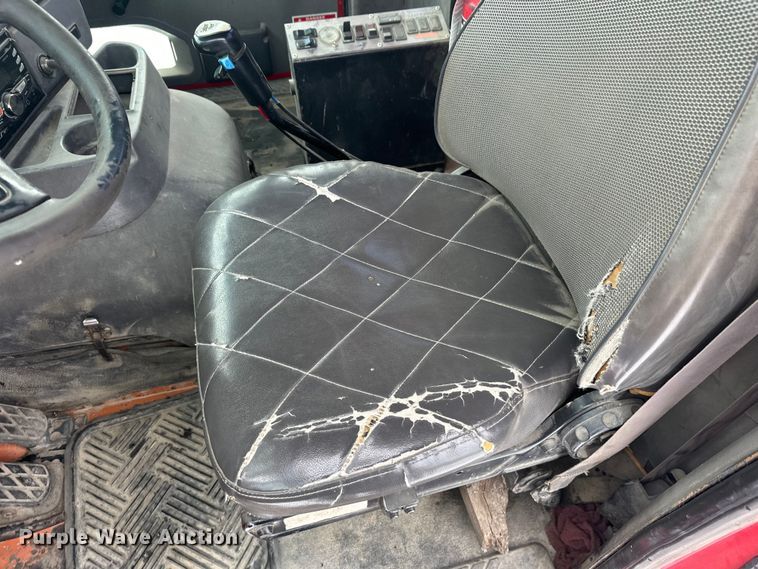 image for item DW4391 1998 Ford LT9501 ready mix truck