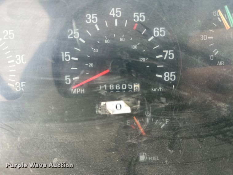 image for item DW4391 1998 Ford LT9501 ready mix truck