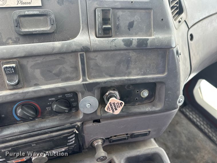 image for item DW4391 1998 Ford LT9501 ready mix truck