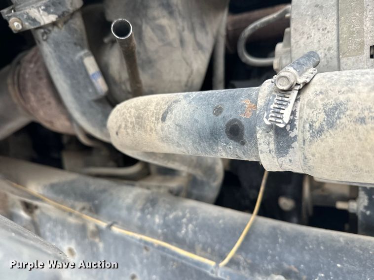 image for item DW4391 1998 Ford LT9501 ready mix truck