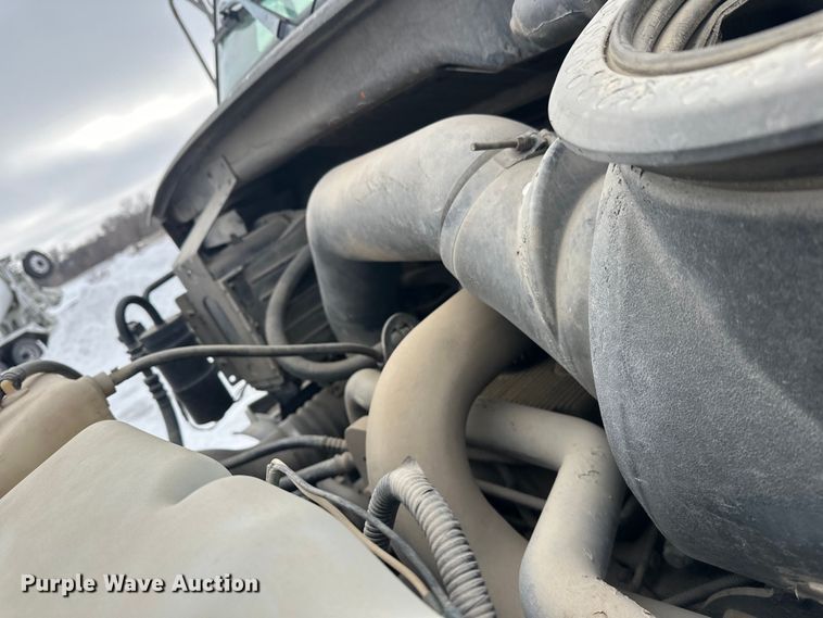 image for item DW4391 1998 Ford LT9501 ready mix truck