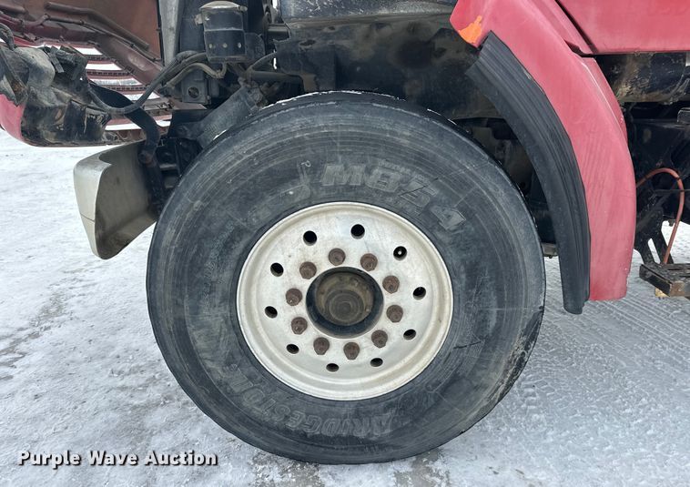 image for item DW4391 1998 Ford LT9501 ready mix truck