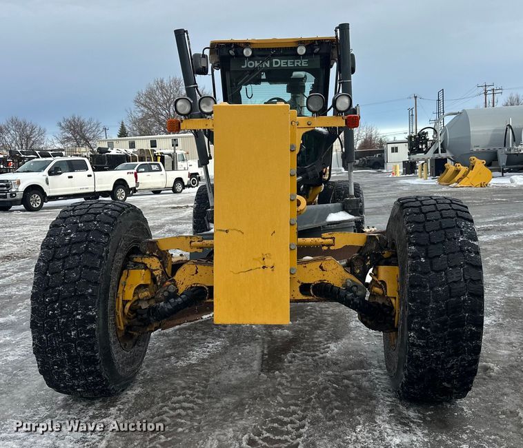 image for item DW4393 2008 John Deere 772D motor grader