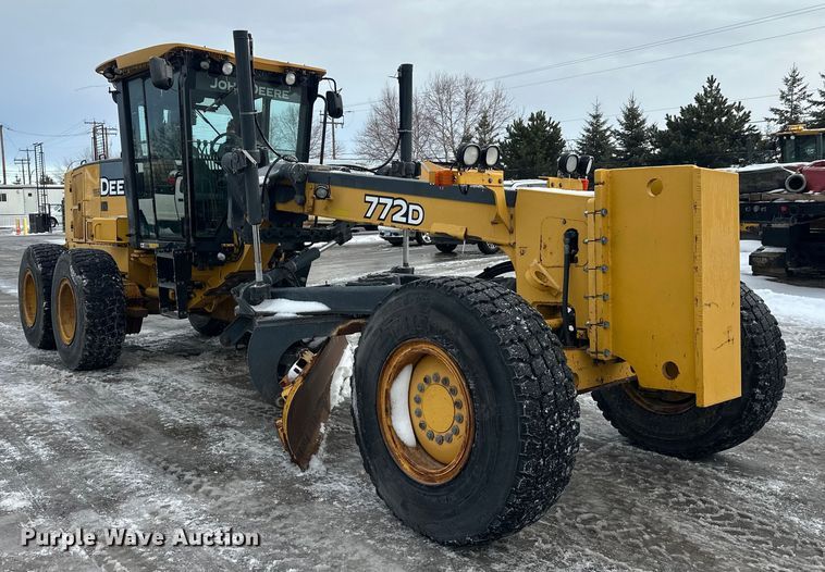 image for item DW4393 2008 John Deere 772D motor grader