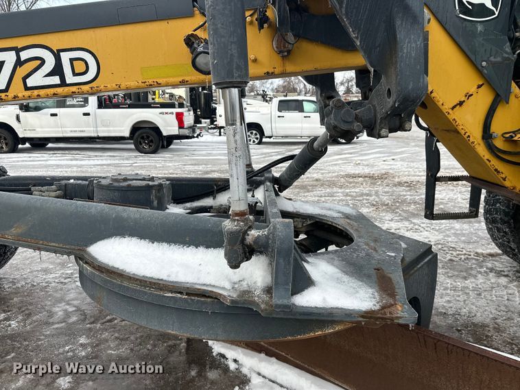 image for item DW4393 2008 John Deere 772D motor grader