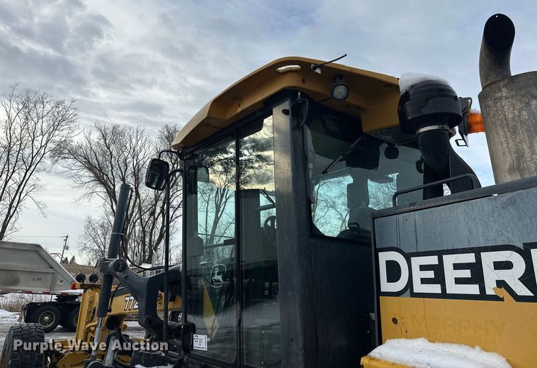 image for item DW4393 2008 John Deere 772D motor grader