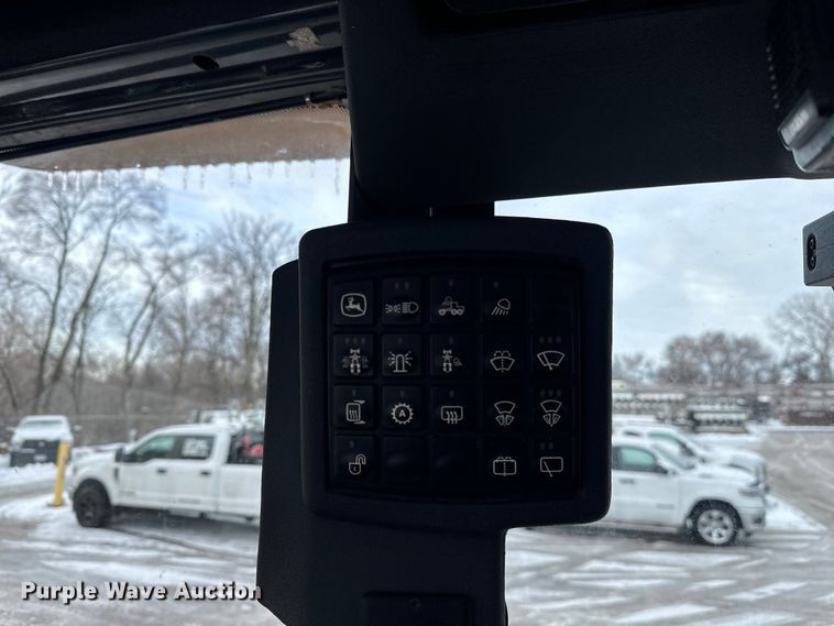 image for item DW4393 2008 John Deere 772D motor grader