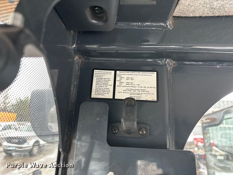 image for item DW4393 2008 John Deere 772D motor grader