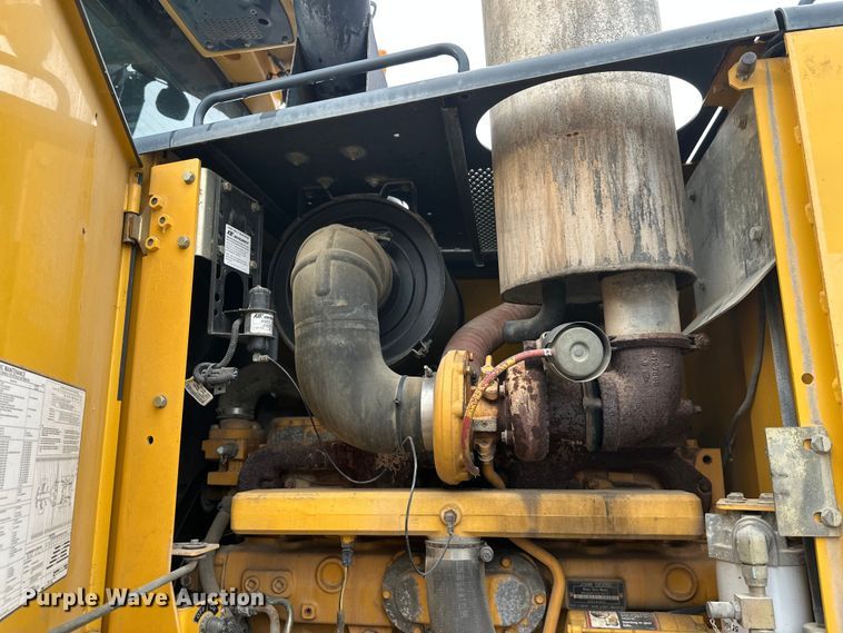 image for item DW4393 2008 John Deere 772D motor grader