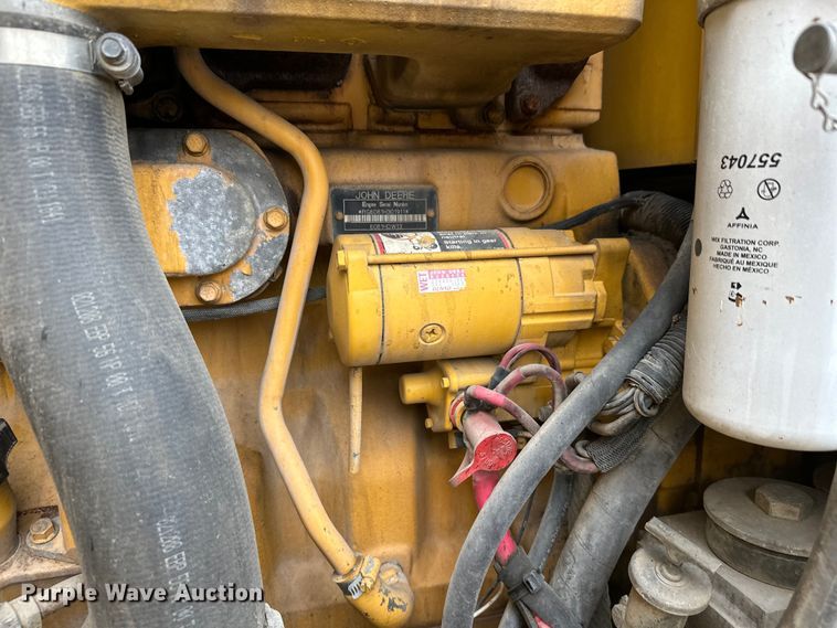 image for item DW4393 2008 John Deere 772D motor grader