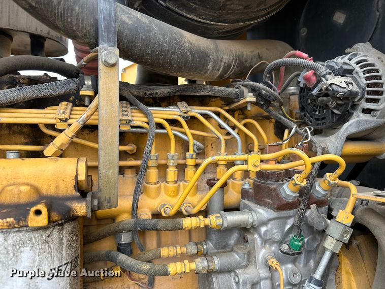 image for item DW4393 2008 John Deere 772D motor grader