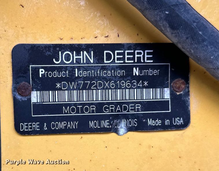 image for item DW4393 2008 John Deere 772D motor grader