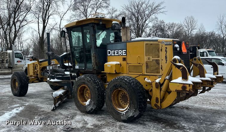 image for item DW4394 2007 John Deere 772D motor grader