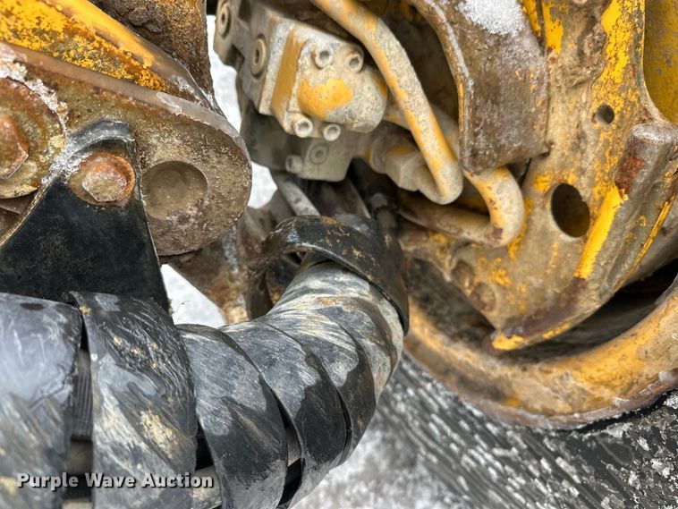 image for item DW4394 2007 John Deere 772D motor grader