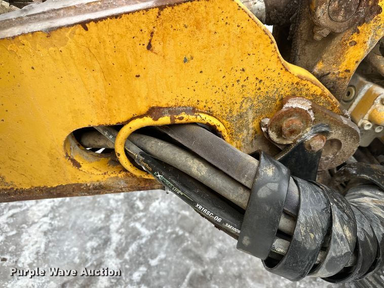 image for item DW4394 2007 John Deere 772D motor grader