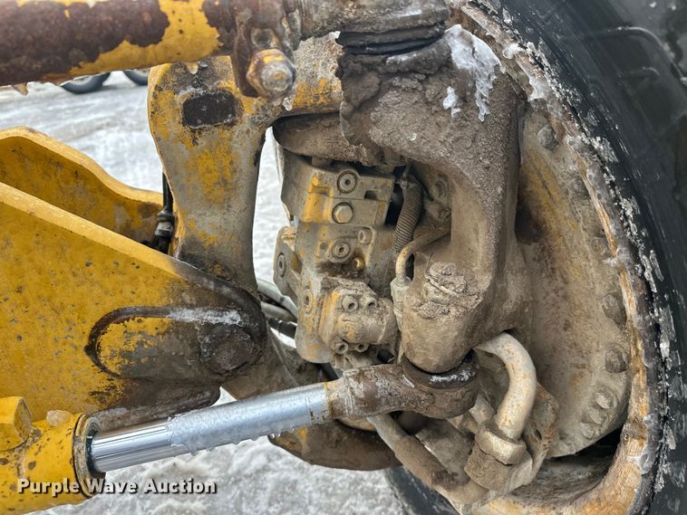 image for item DW4394 2007 John Deere 772D motor grader