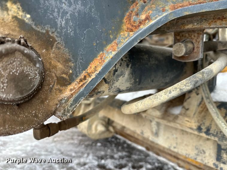 image for item DW4394 2007 John Deere 772D motor grader