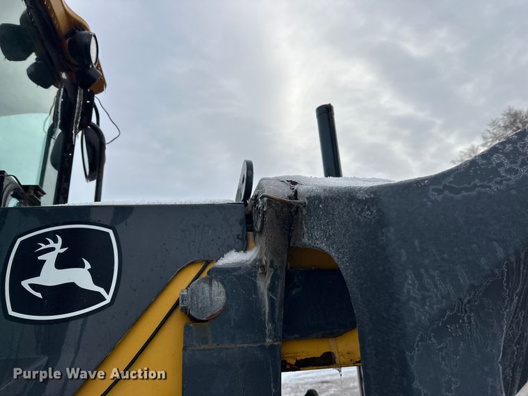 image for item DW4394 2007 John Deere 772D motor grader