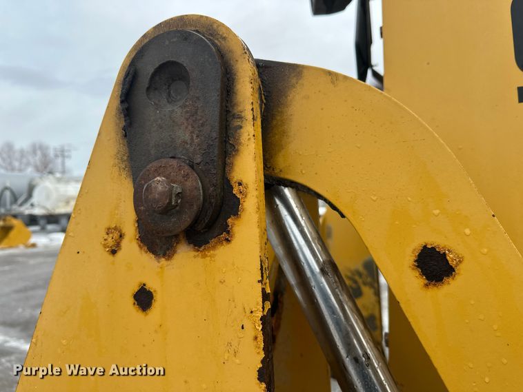 image for item DW4394 2007 John Deere 772D motor grader