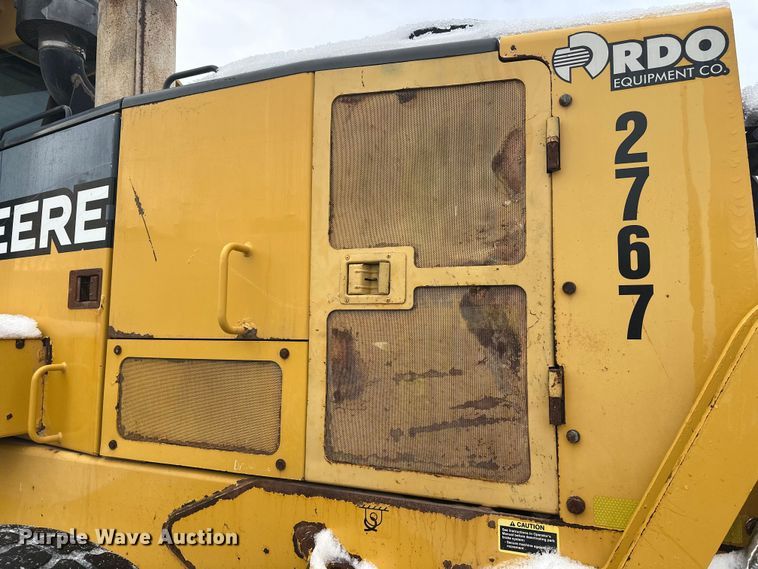 image for item DW4394 2007 John Deere 772D motor grader