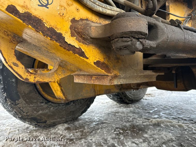 image for item DW4394 2007 John Deere 772D motor grader