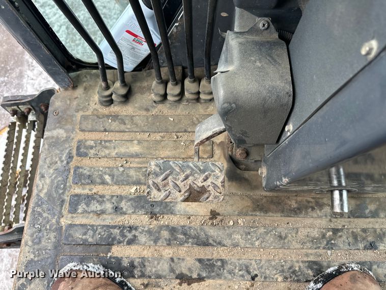 image for item DW4394 2007 John Deere 772D motor grader