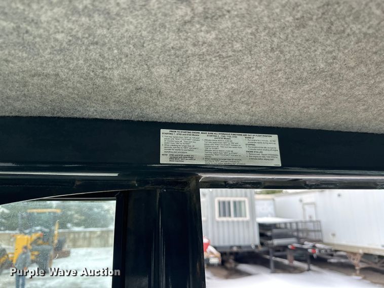 image for item DW4394 2007 John Deere 772D motor grader