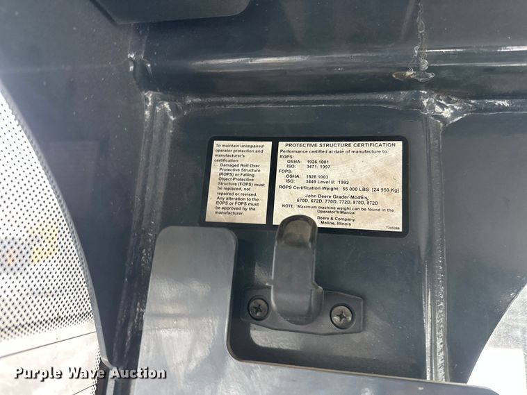 image for item DW4394 2007 John Deere 772D motor grader