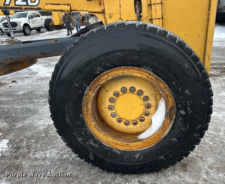 image for item DW4394 2007 John Deere 772D motor grader