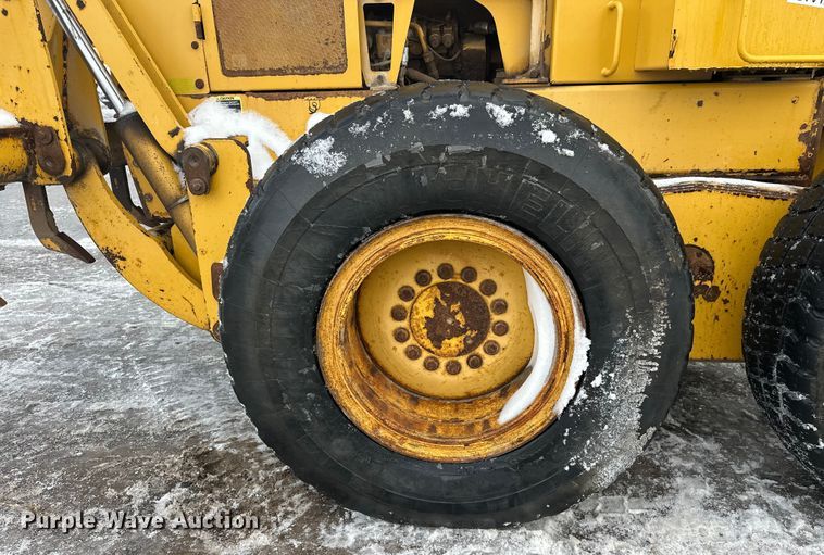 image for item DW4394 2007 John Deere 772D motor grader