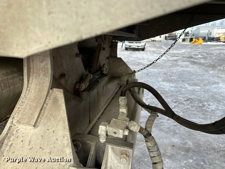 image for item DW4395 2013 Travis Body & Trailer, Inc. S/102 bottom dump trailer