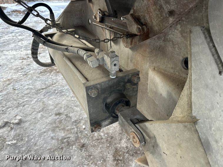 image for item DW4395 2013 Travis Body & Trailer, Inc. S/102 bottom dump trailer